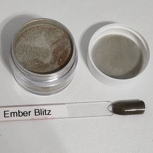 Young Nails Slick Pour-Ember Blitz